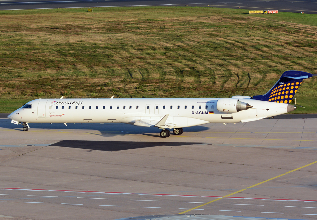 Bombardier CRJ 900, D-ACNM, Eurowings, taxy at CGN - 19.10.2014