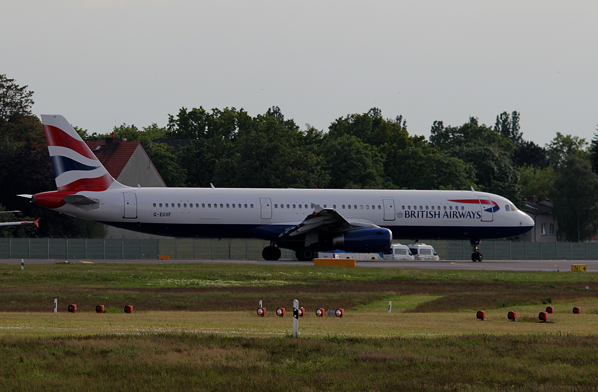 British Airways A 321-231 G-EUXF kurz vor dem Start in berlin-Tegel am 09.05.2014