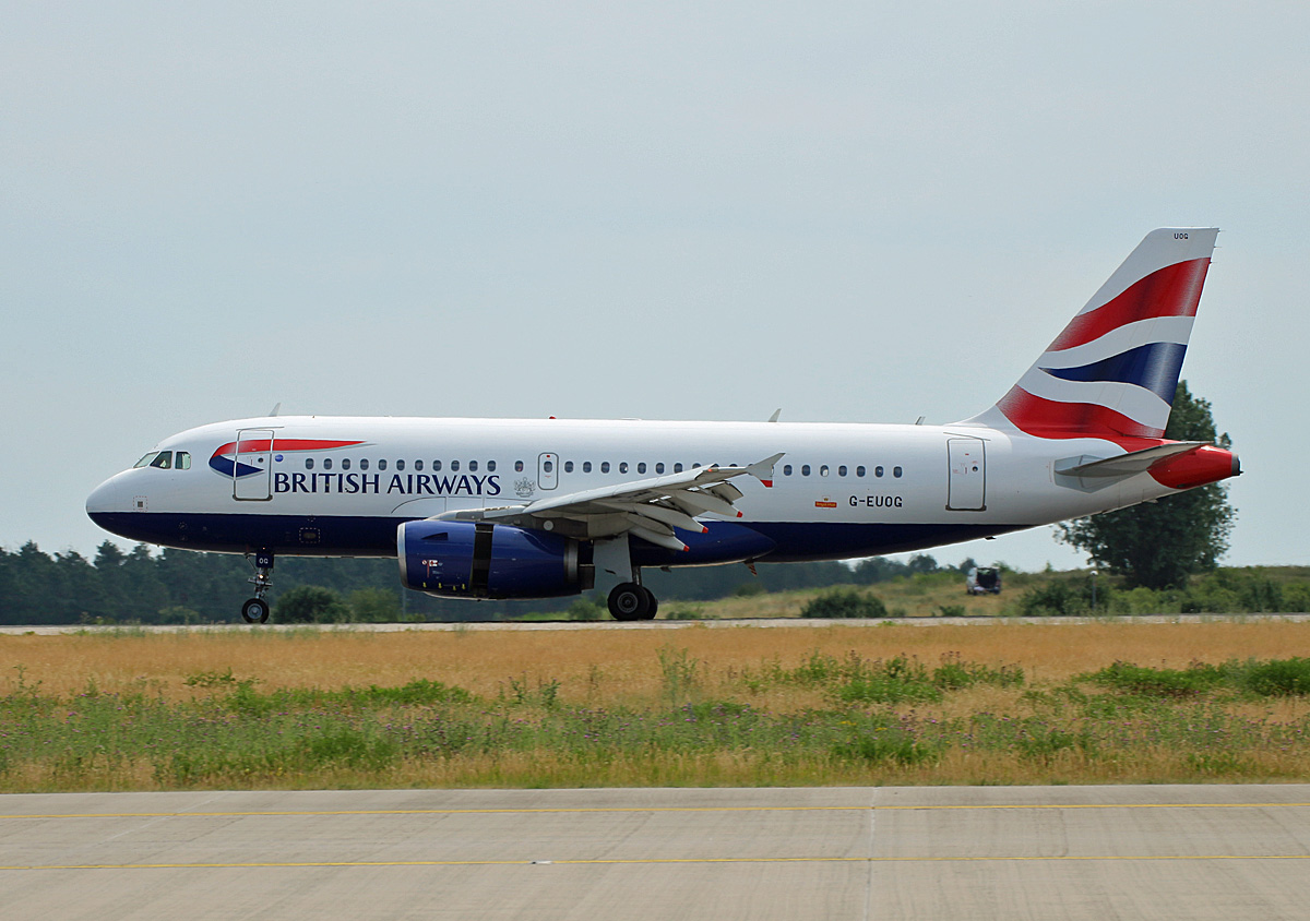 British Airways, Airbus A 319-131, G-EUOG, BER, 24.06.2022