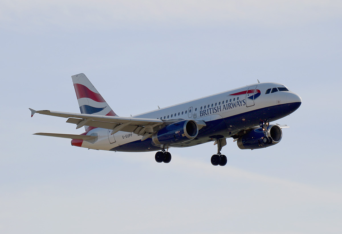 British Airways, Airbus A 319-131, G-EUPP, BER, 08.10.2022