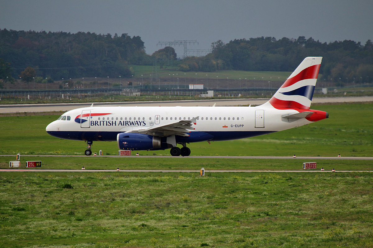 British Airways, Airbus A 319-131, G-EUUP, BER, 08.10.2022