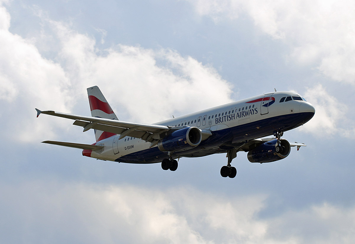 British Airways, Airbus A 320-232, G-EUUM, TXL, 10.09.2019