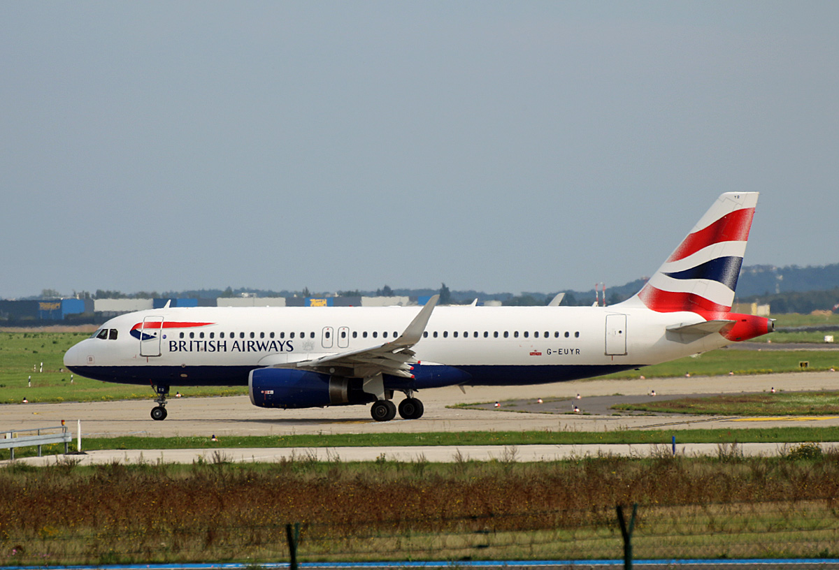 British Airways, Airbus A 320-232, G-EUYR, BER, 26.09.2021