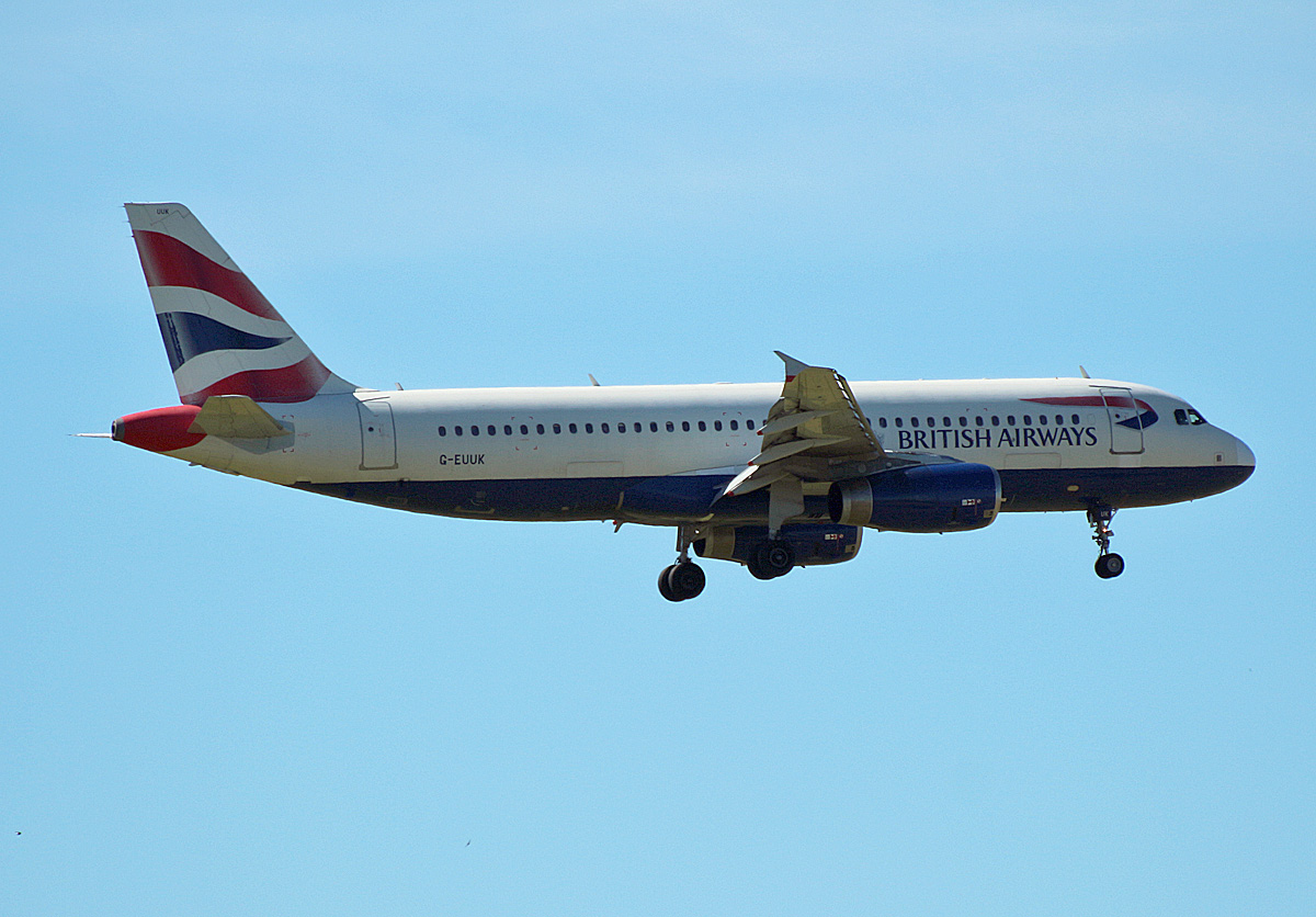 British Airways, Airbus A 320-232, G-EUUK, BER, 21.06.2022