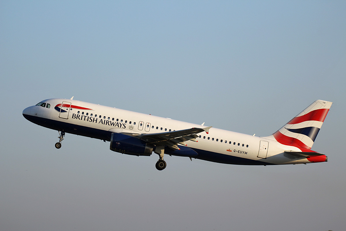 British Airways, Airbus A 320-232, G-EUYM, BER, 10.09.2023