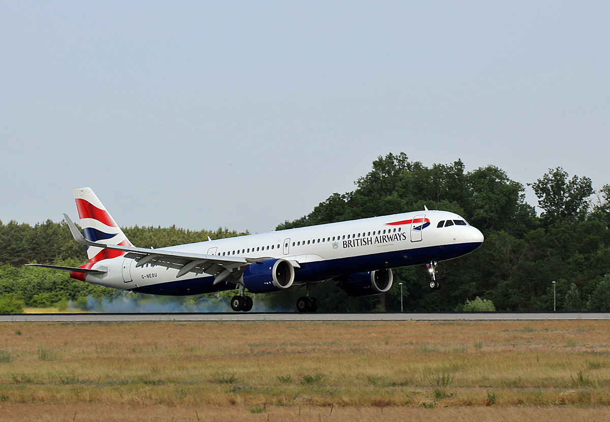 British Airways, Airbus A 321-251NX, G-NEOU, BER, 09.06.2023