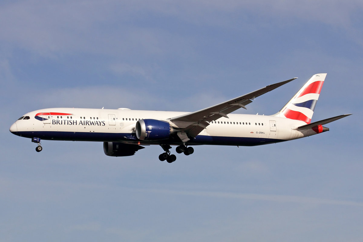 British Airways Boeing 787-9 Dreamliner G-ZBKL bei der Landung in Frankfurt 19.2.2021