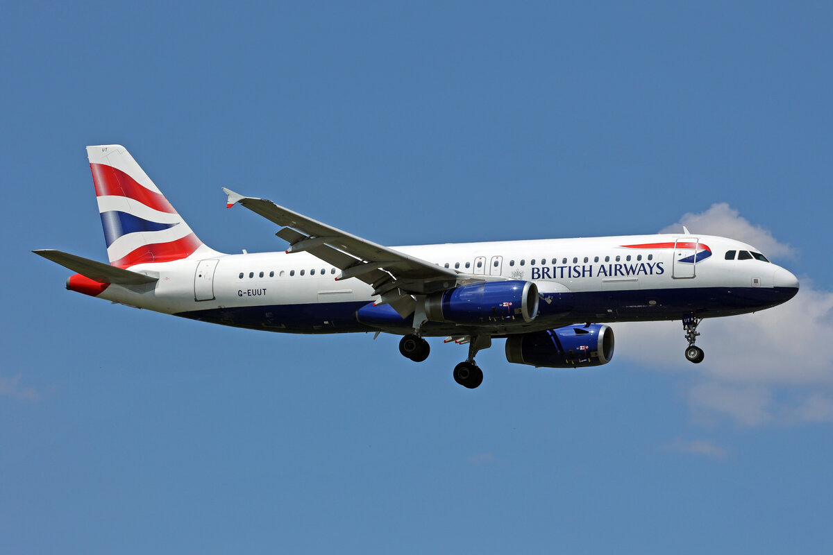 British Airways, G-EUUT, Airbus A320-232, msn: 3314, 07.Juli 2023, LHR London Heathrow, United Kingdom.
