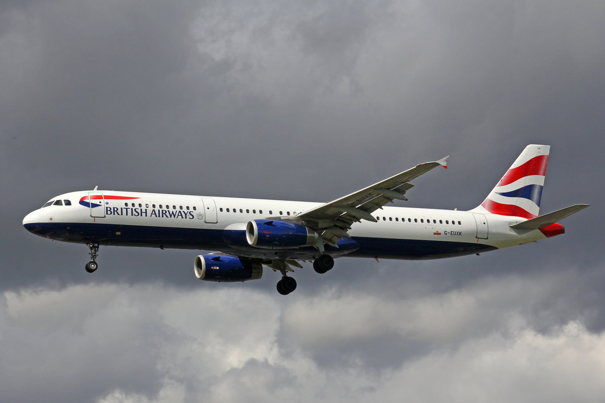 British Airways, G-EUXK, Airbus A321-231, 01.Juli 2016, LHR London Heathrow, United Kingdom.