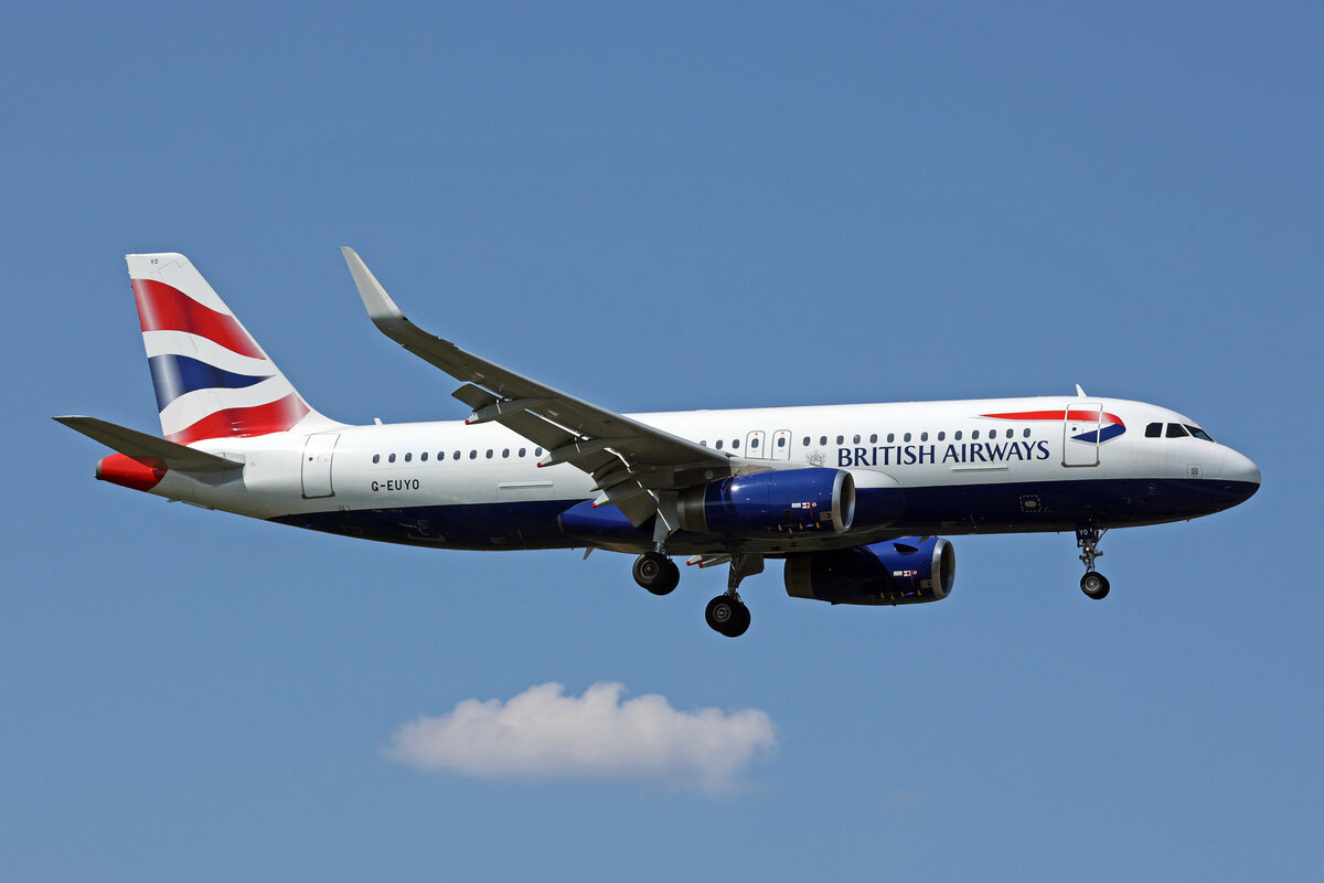 British Airways, G-EUYO, Airbus A320-232, msn: 5634, 07.Juli 2023, LHR London Heathrow, United Kingdom.