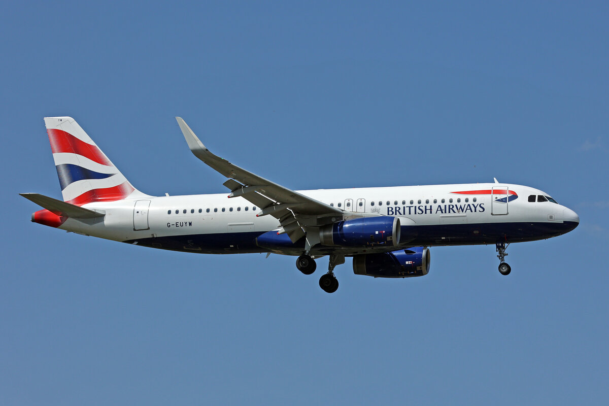 British Airways, G-EUYW, Airbus A320-232, msn: 6129, 07.Juli 2023, LHR London Heathrow, United Kingdom.