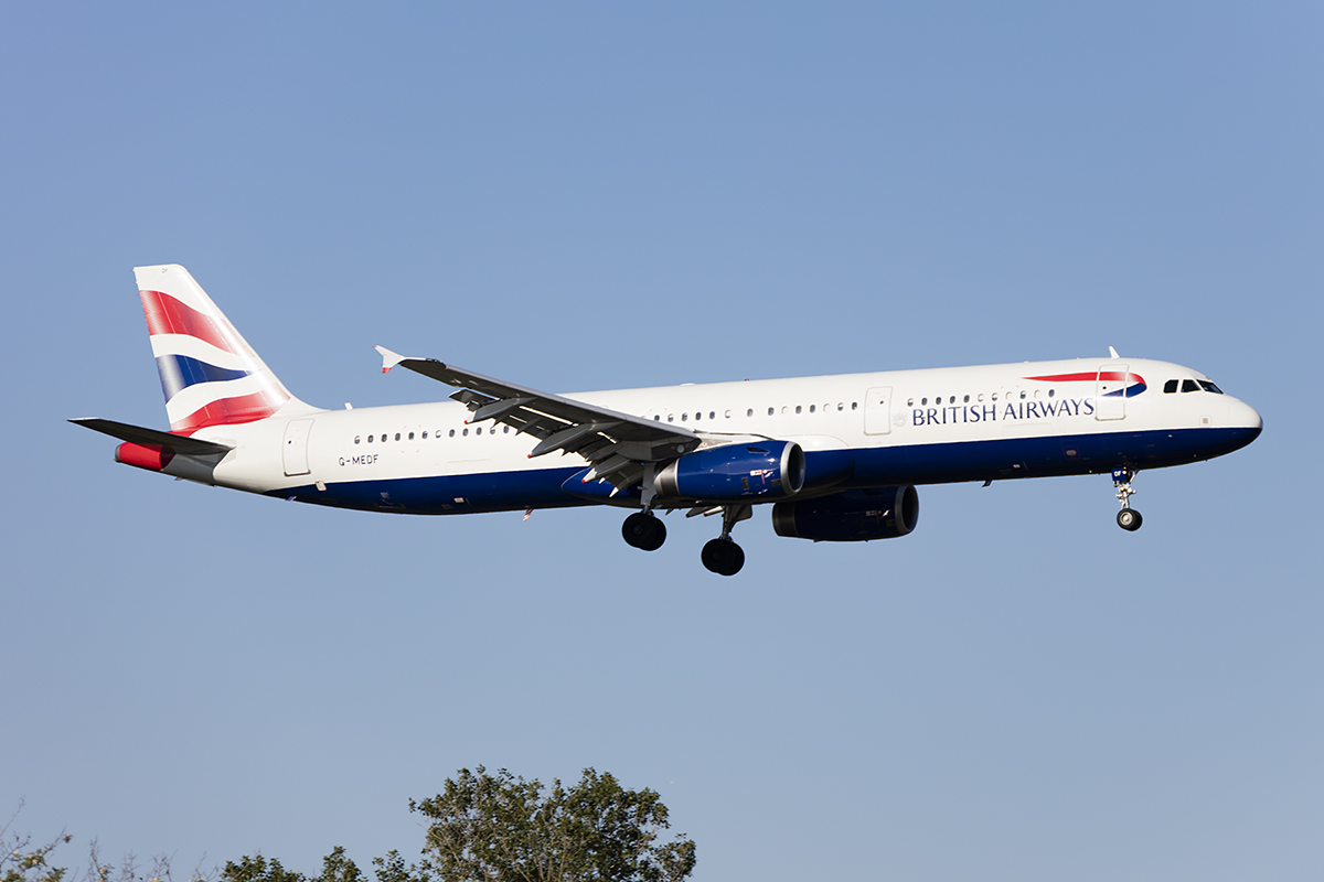 British Airways, G-MEDF, Airbus, A321-231, 30.04.2017, FCO, Roma, Italy 


