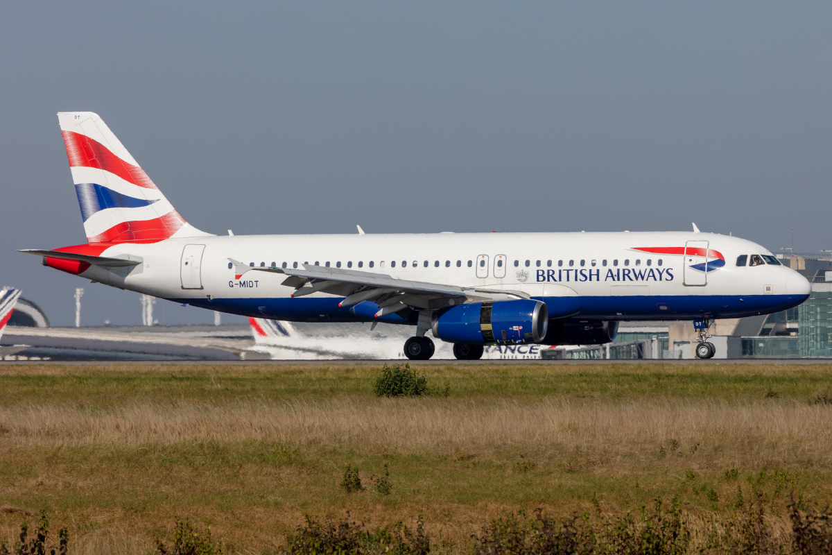 British Airways, G-MIDT, Airbus, A320-232, 09.10.2021, CDG, Paris, France