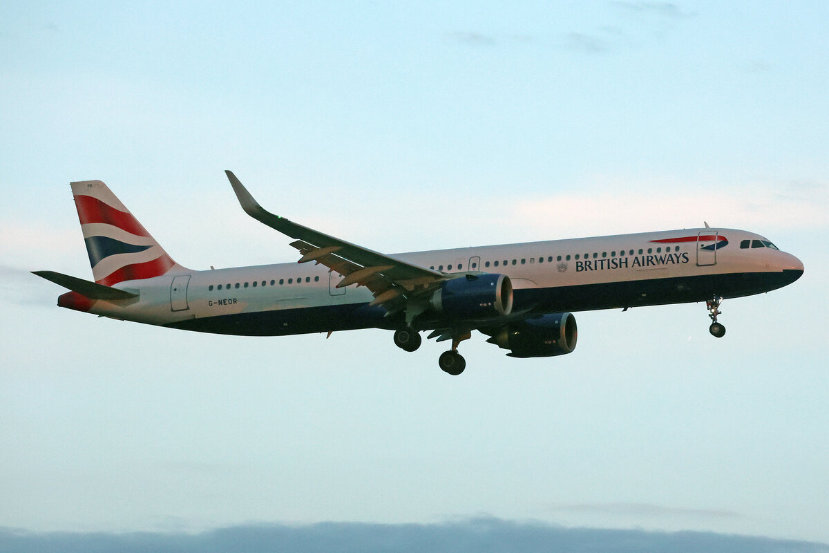 British Airways, G-NEOR, Airbus A321-251NX, msn: 8526, 03.Juli 2023, LHR London Heathrow, United Kingdom.