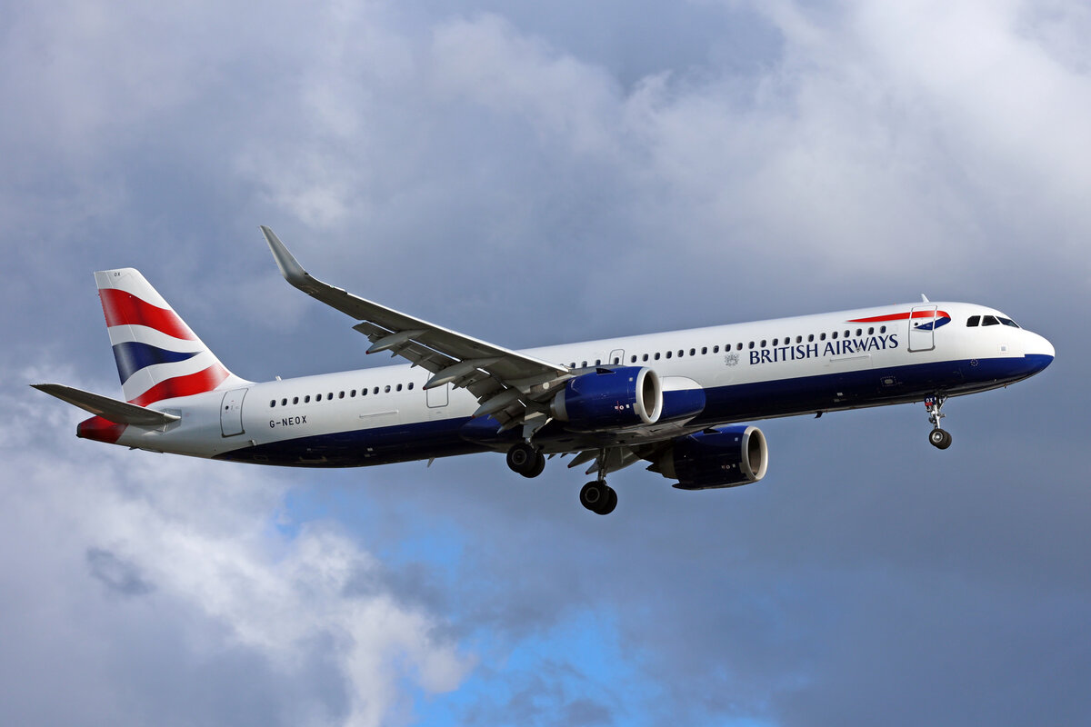 British Airways, G-NEOX, Airbus A321-251NX, msn: 9162, 05.Juli 2023, LHR London Heathrow, United Kingdom.