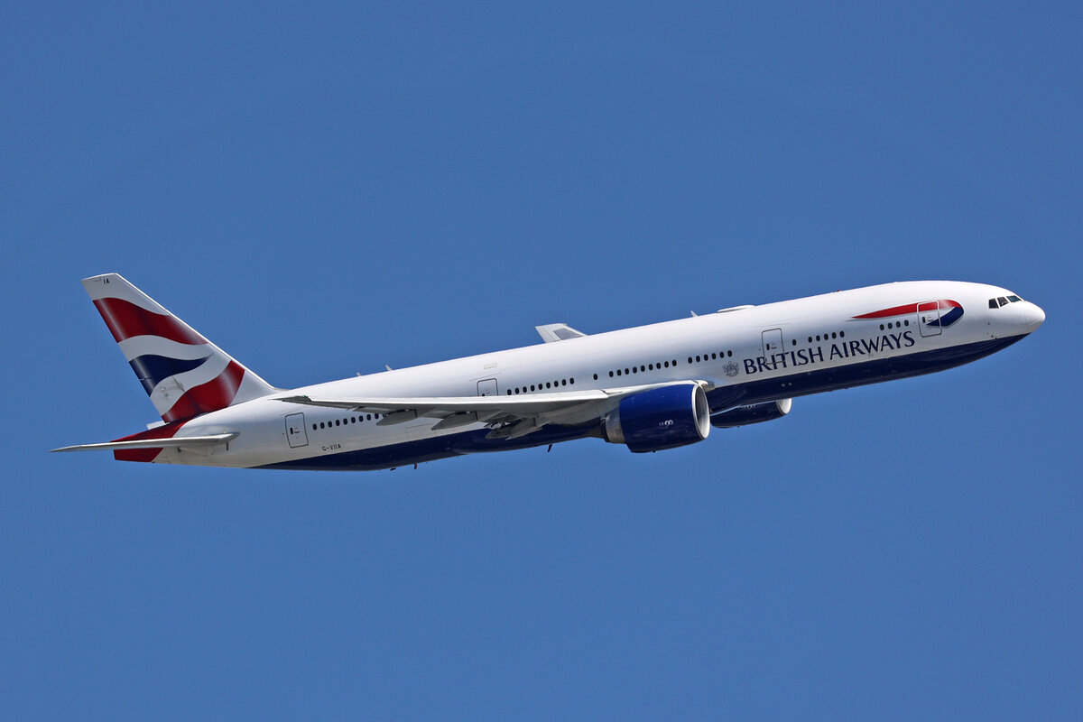 British Airways, G-VIIA, Boeing B777-236ER, msn: 27483/41, 07.Juli 2023, LHR London Heathrow, United Kingdom.