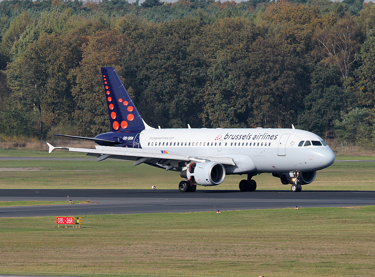 Brussels Airlines A 319-112 OO-SSK nach der Landung in Berlin-Tegel am 19.10.2013