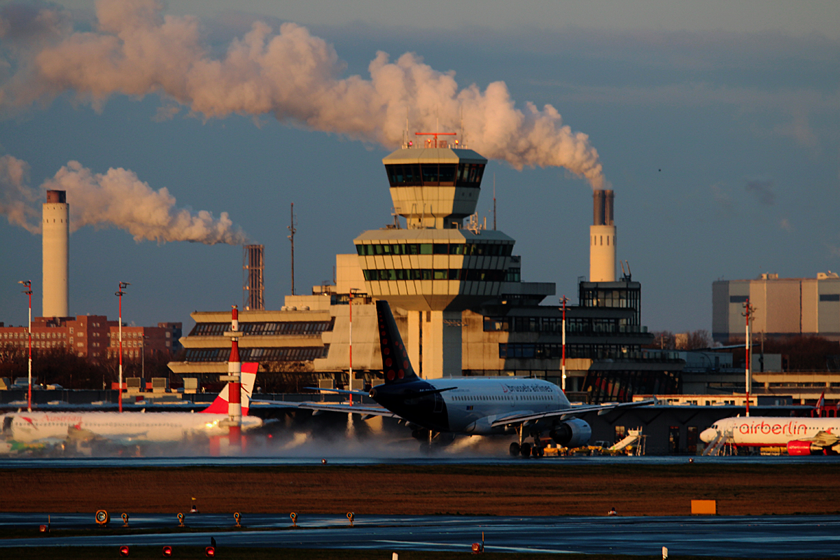 Brussels Airlines A 319-112 OO-SSN beim Start in Berlin-Tegel am 06.04.2015