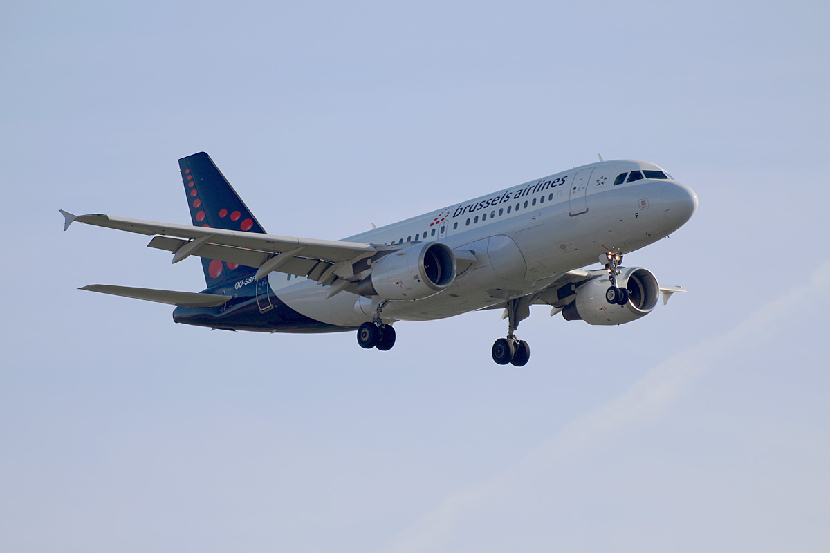 Brussels Airlines, Airbus A 319-111, OO-SSF, BER, 31.10.2021
