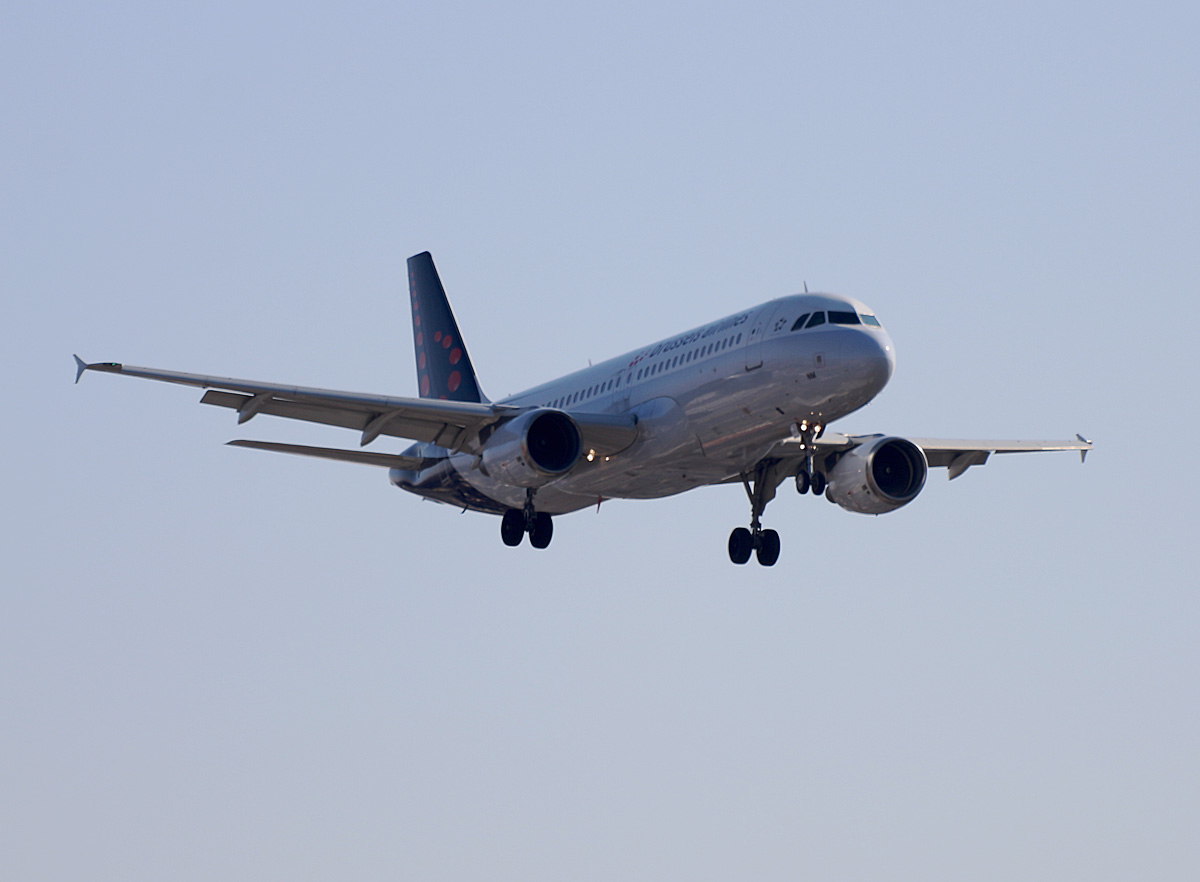 Brussels Airlines, Airbus A 320-214, OO-SNM, TXL, 05.03.2020