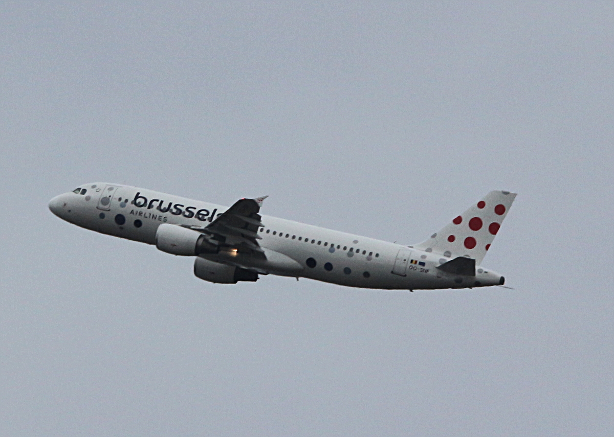 Brussels Airlines, Airbus A 320-214, OO-SNF, BER, 19.12.2025