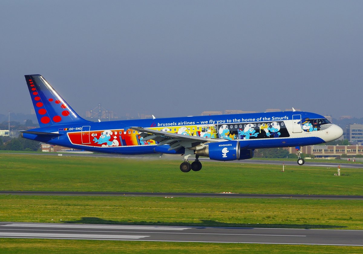 Brussels Airlines  Airbus A-320, OO-SND, The Smurfs-Livery, 02.09.2018 Brüssel