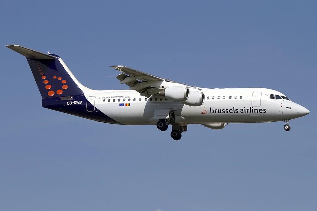 Brussels Airlines, OO-DWB, BAe, ARJ-100, 31.08.2013, GVA, Geneve, Switzerland 



