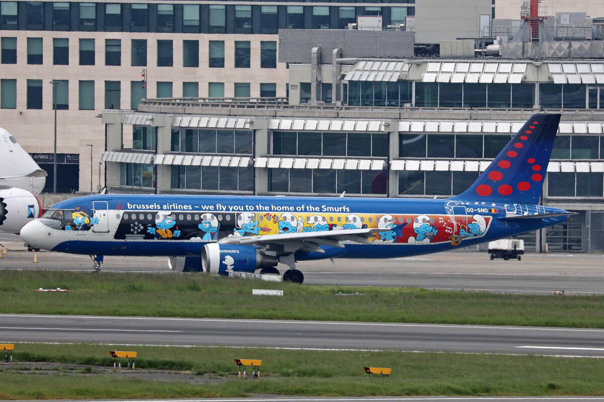 Brussels Airlines, OO-SND, Airbus A320-214, msn: 1838,  Aerosmurfs , 21.Mai 2023, BRU Brüssel, Belgium.
