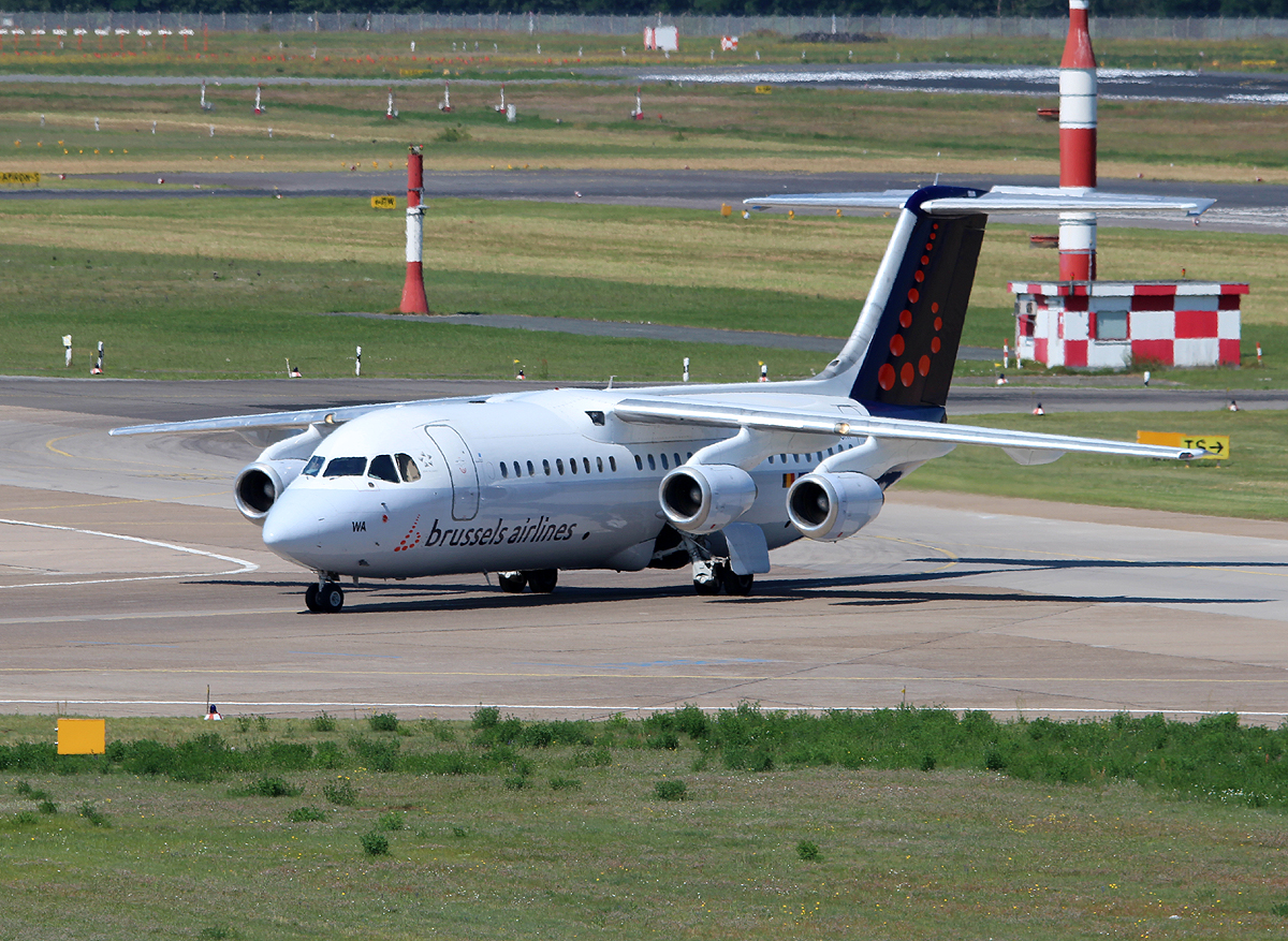Brussles Airlines Avro Regjet RJ100 OO-DWA bei der Ankunft in Berlin-Tegel am 06.07.2013