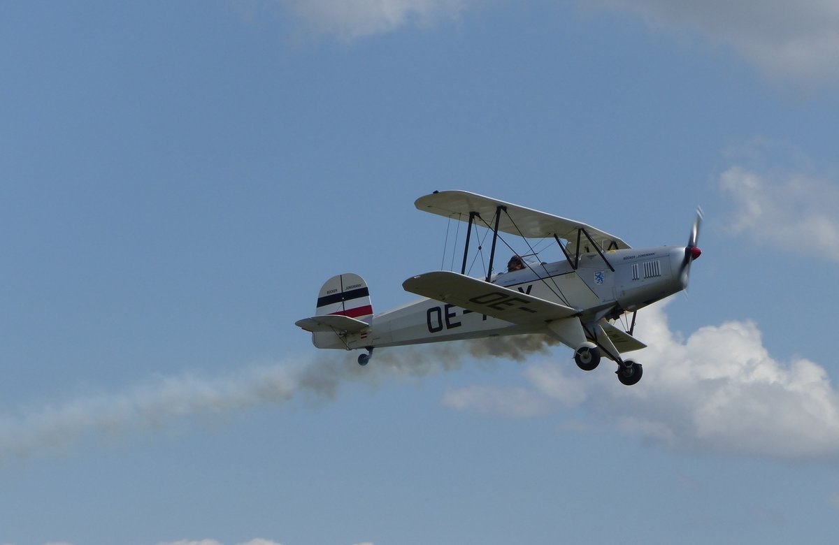 Bücker Bü 131 Jungmann, OE-APY ist gestartet zum Wettbewerb bei der Vintage Aerobatic World Championship  in Gera (EDAJ) am 16.8.2019