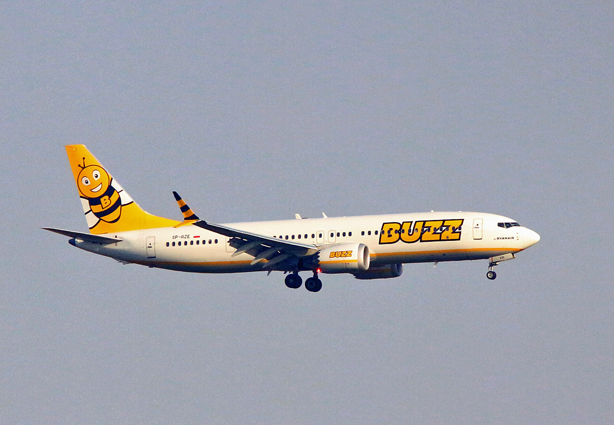 BUZZ, Boeing B 737 MAX 8, SP-RZE, BER, 04.09.2024