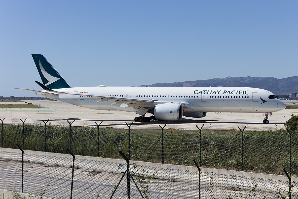Cathay Pacific Airways, B-LRE, Airbus, A350-941, 13.09.2017, BCN, Barcelona, Spain 

