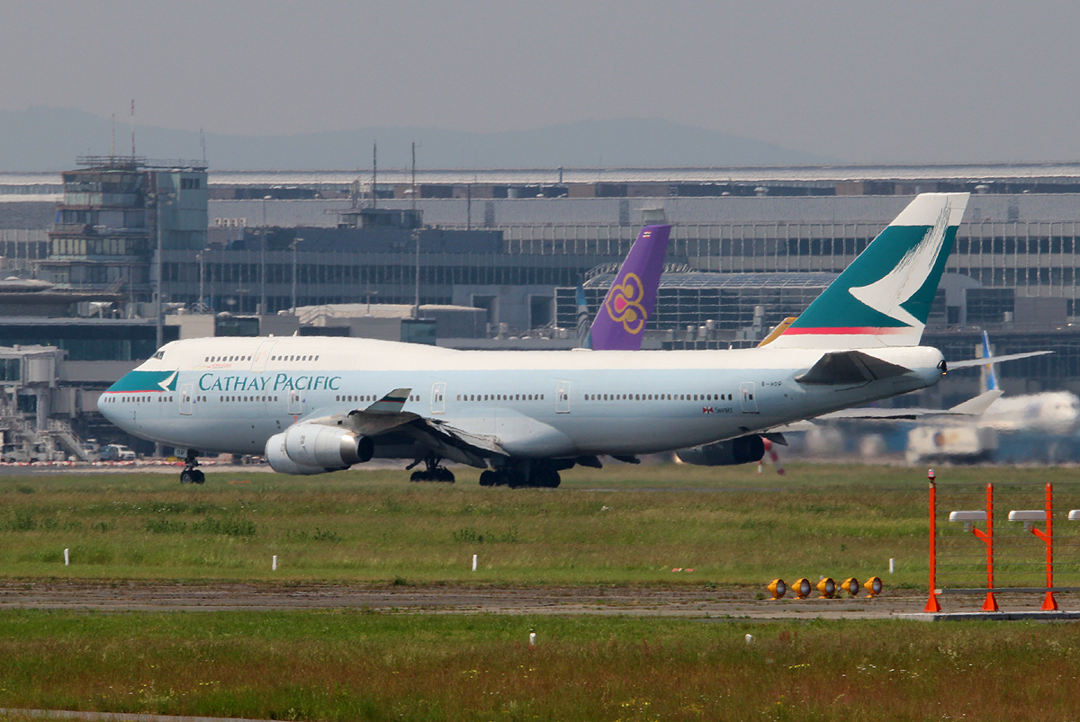 Cathy Pacific B 747-467 B-HOP beim Start in Frankfurt am 11.06.2013