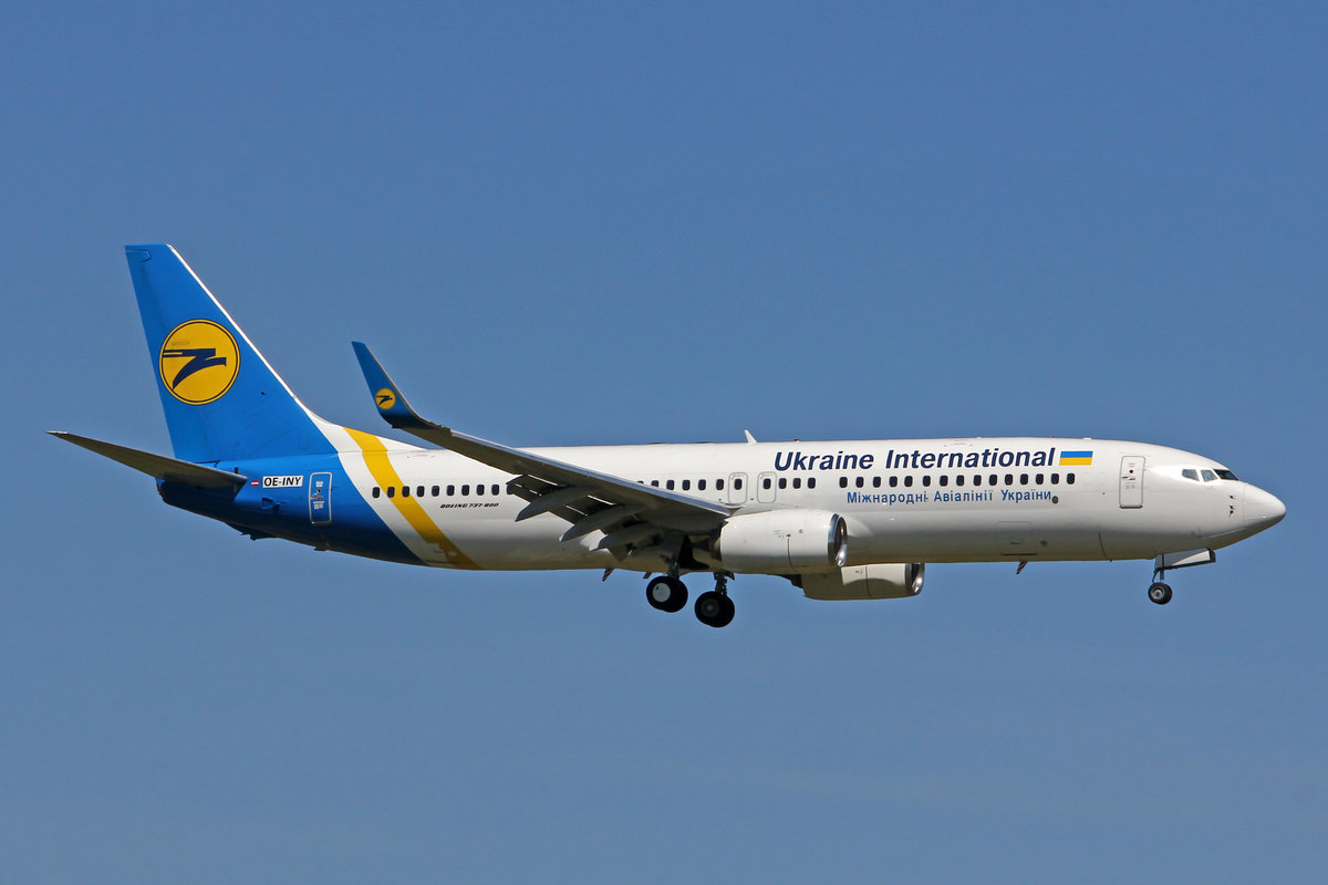 CDB Aviation, OE-INY, Boeing 737-8KV, msn: 60175/6888, vorher UR-UIB Ukraine International, geht zu Nordwind Airlines, 23.April 2021, ZRH Zürich, Switzerland.