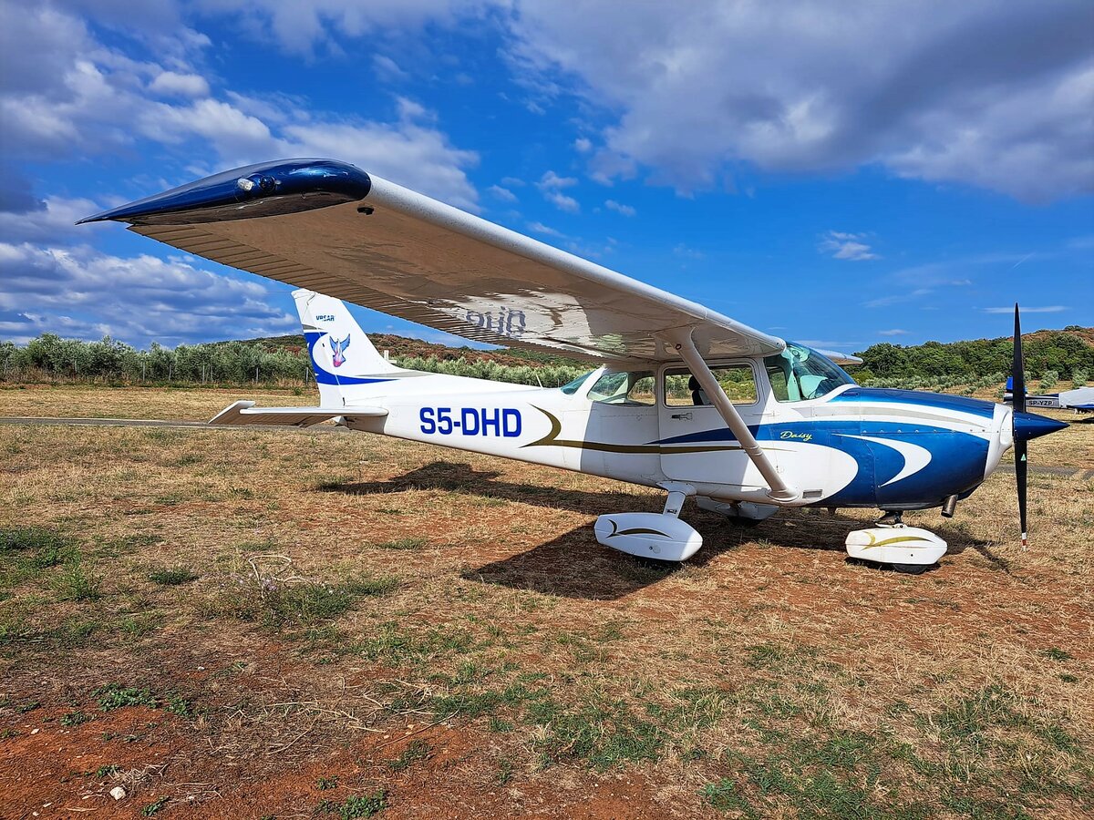 Cessna 172 P Skyhawk, S5-DHD, Flugplatz Vrsar (LDPV), 24.8.2022