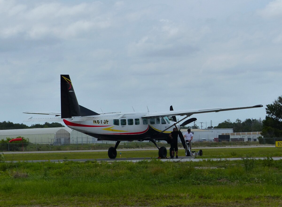 Cessna 208 B Grand Caravan, N87JF, Winter Haven Gilbert`s Airport (GIF/KGIF), 20.4.2026