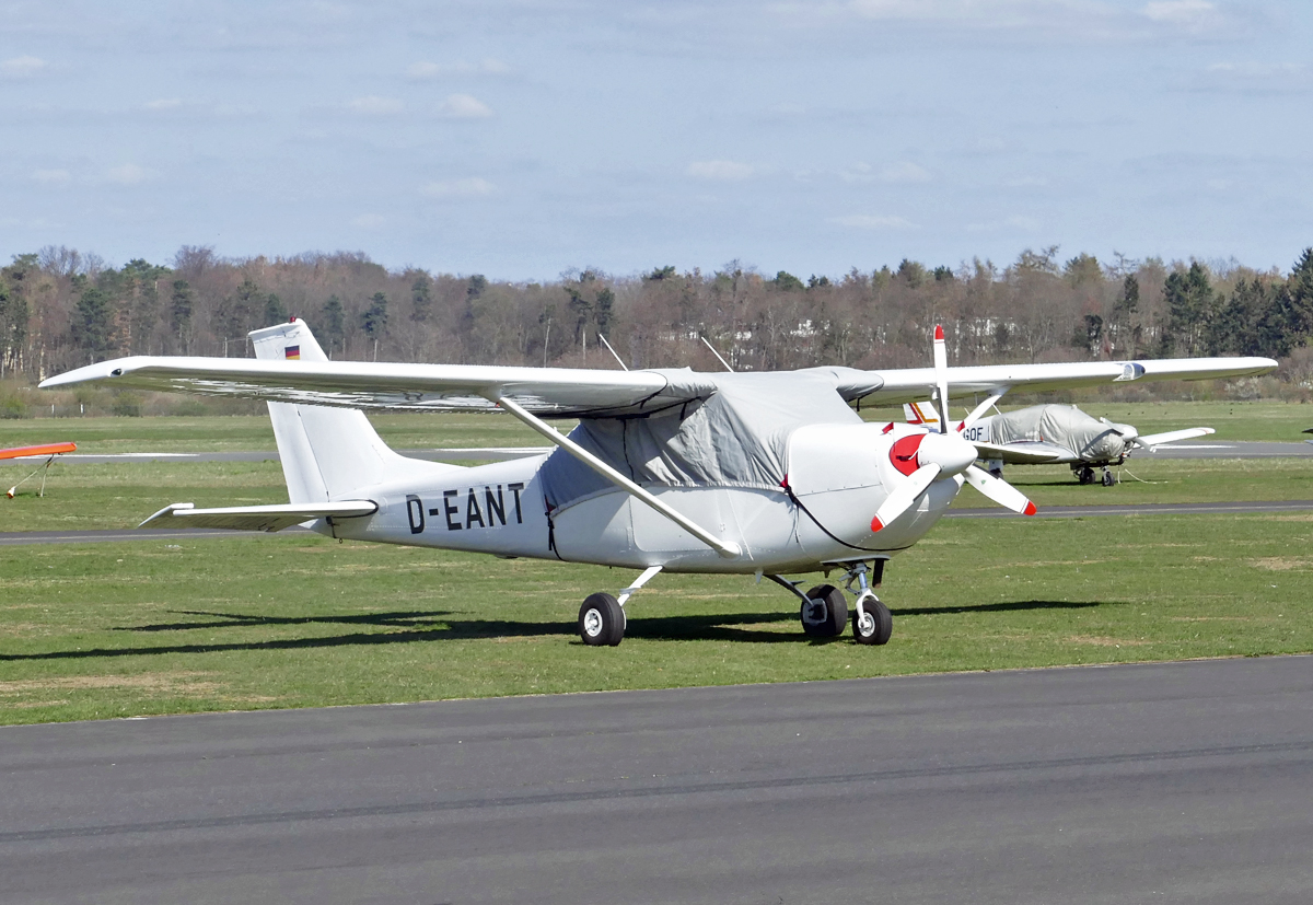 Cessna FR 172 G Rocket, D-EANT in Bonn-Hangelar - 29.03.2019