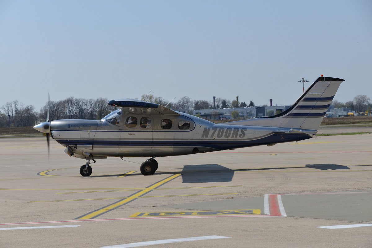 Cessna P210N - Transavia Wilmington - P21000716 - N700RS - 11.04.2019 - EDDK