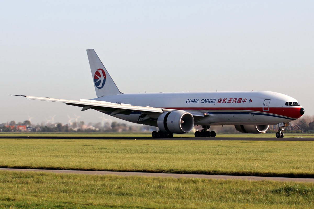 China Cargo B-2077 nach der Landung in Amsterdam 1.11.2014