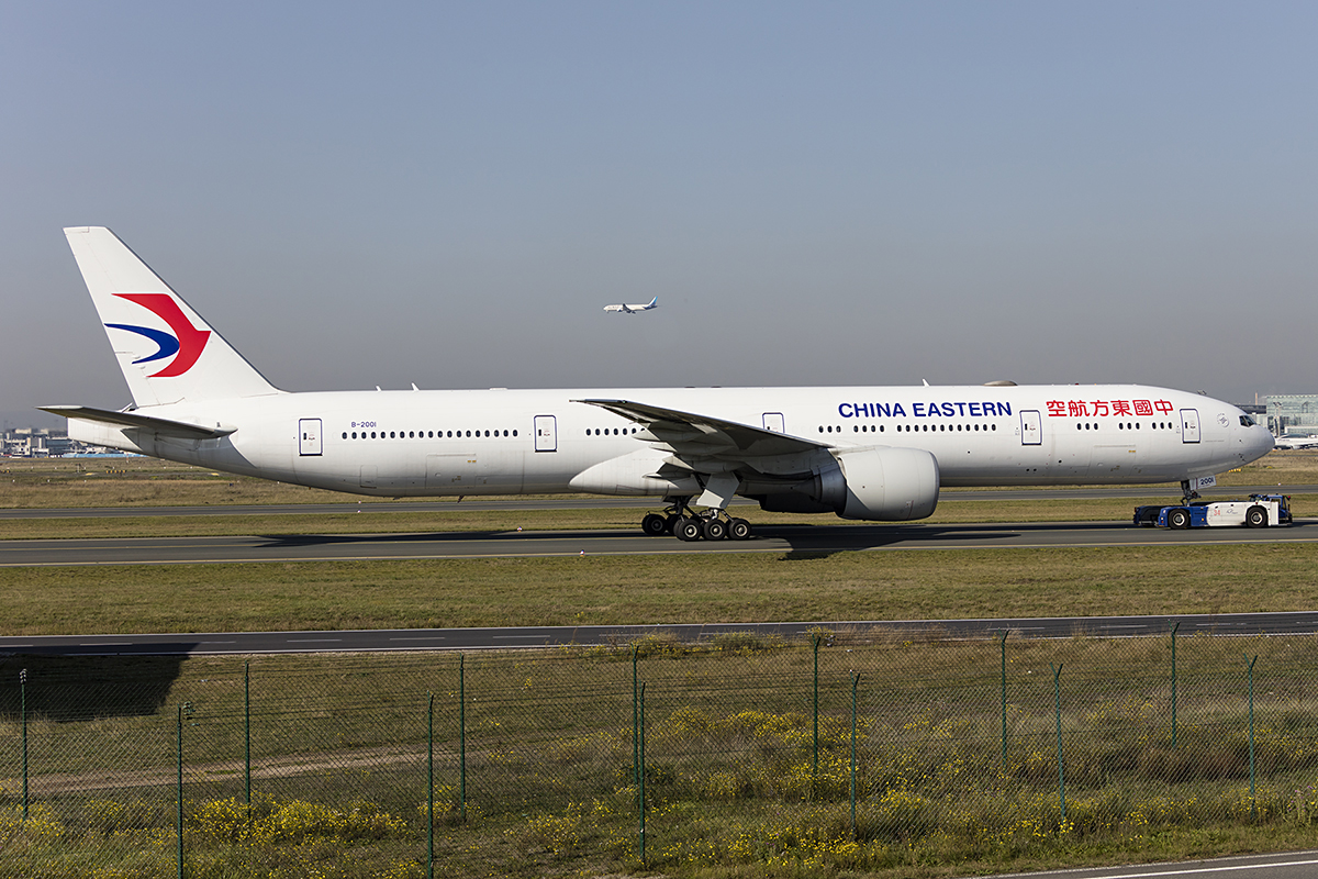 China Eastern Airlines, B-2001, Boeing, B777-39P-ER, 17.10.2017, FRA, Frankfurt, Germany 



