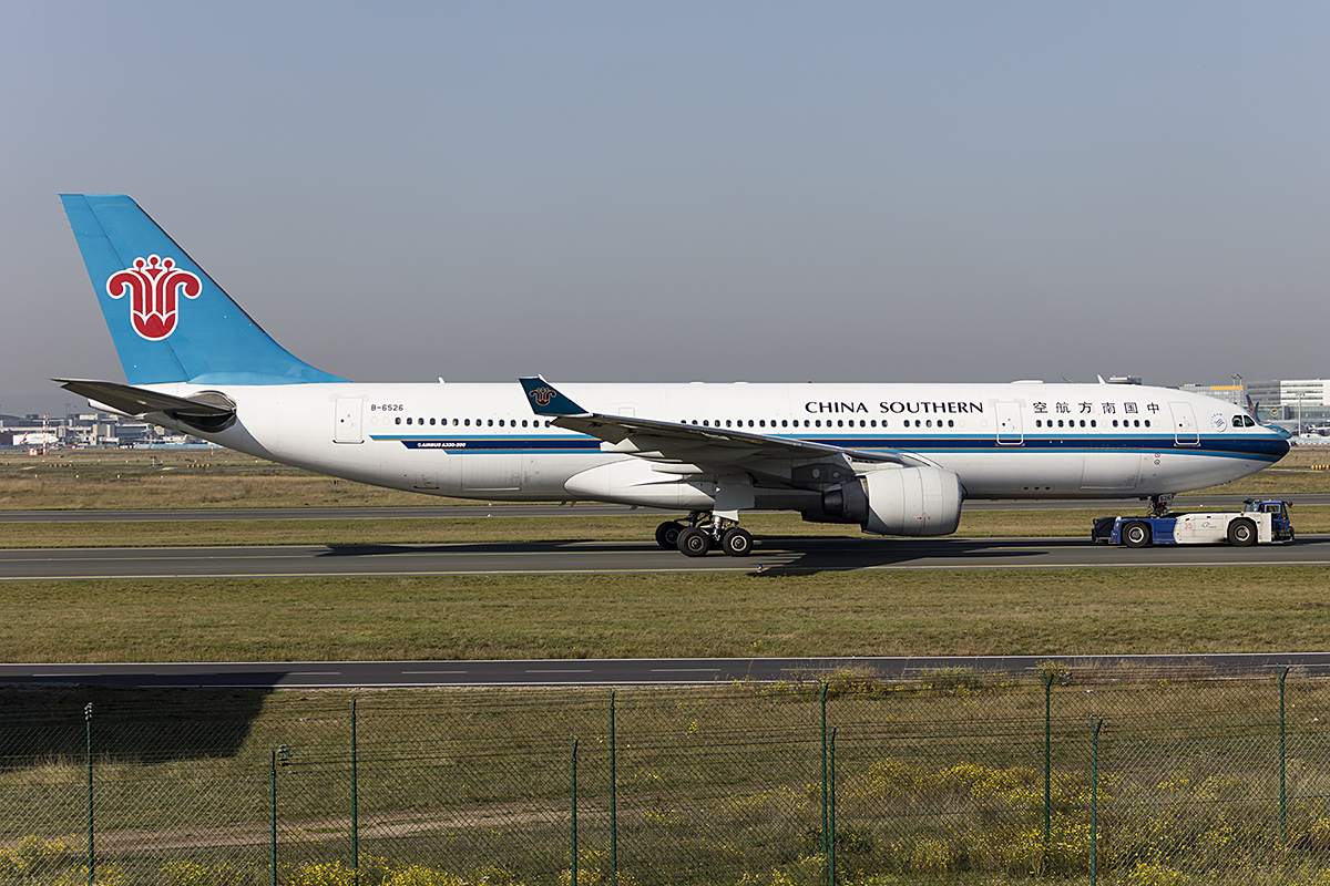 China Southern Airlines, B-6526, Airbus, A330-223, 17.10.2017, FRA, Frankfurt, Germany 



