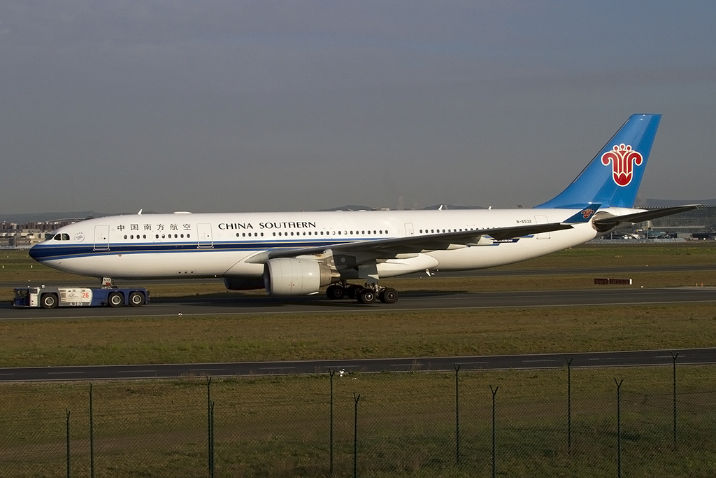 China Southern Airlines, B-6532, Airbus, A330-223, 02.05.2015, FRA, Frankfurt, Germany 





