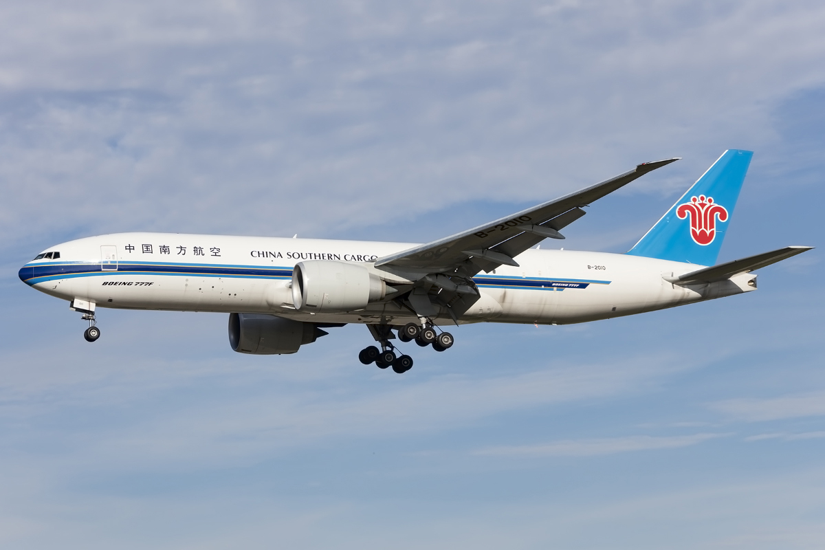 China Southern Cargo, B-2010, Boeing, B777-F1B, 08.11.2015, FRA, Frankfurt, Germany 




