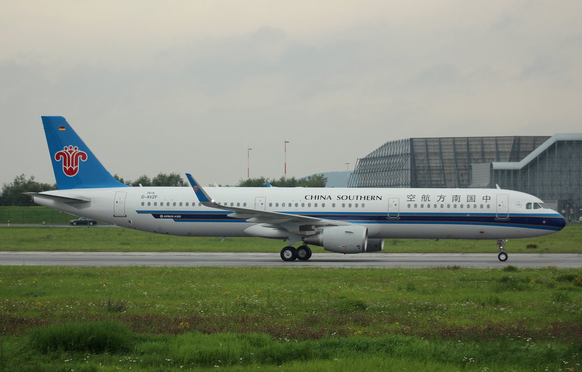 China Southern, D-AVZF, Reg.B-8957,MSN 7818,Airbus A 321-211 (SL), 18.08.2017, XFW-EDHI, Hamburg-Finkenwerder, Germany 