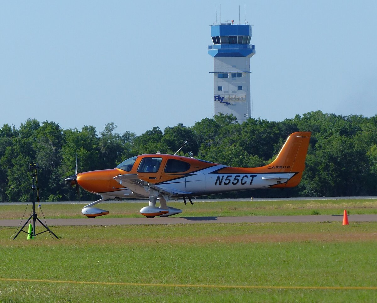 Cirrus SR22-GTS G6 Carbon, N55CT, Sun`n Fun, Lakeland-Linder Int. (LAL/KLAL), 18.4.2026
