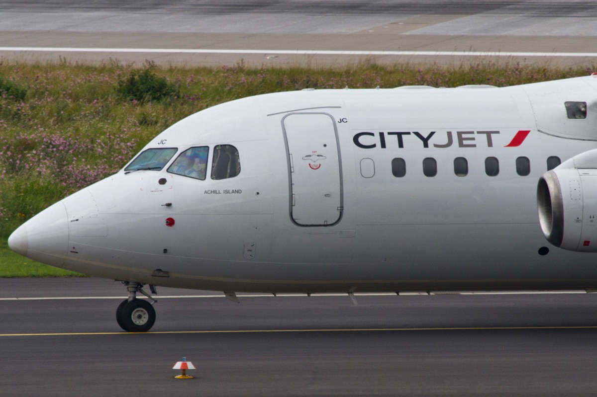 Cityjet (WX-BCY), EI-RJC  Achill Island , BAe / Avro, 146-200 / RJ-85 (Bug/Nose), 27.06.2015, DUS-EDDL, Düsseldorf, Germany