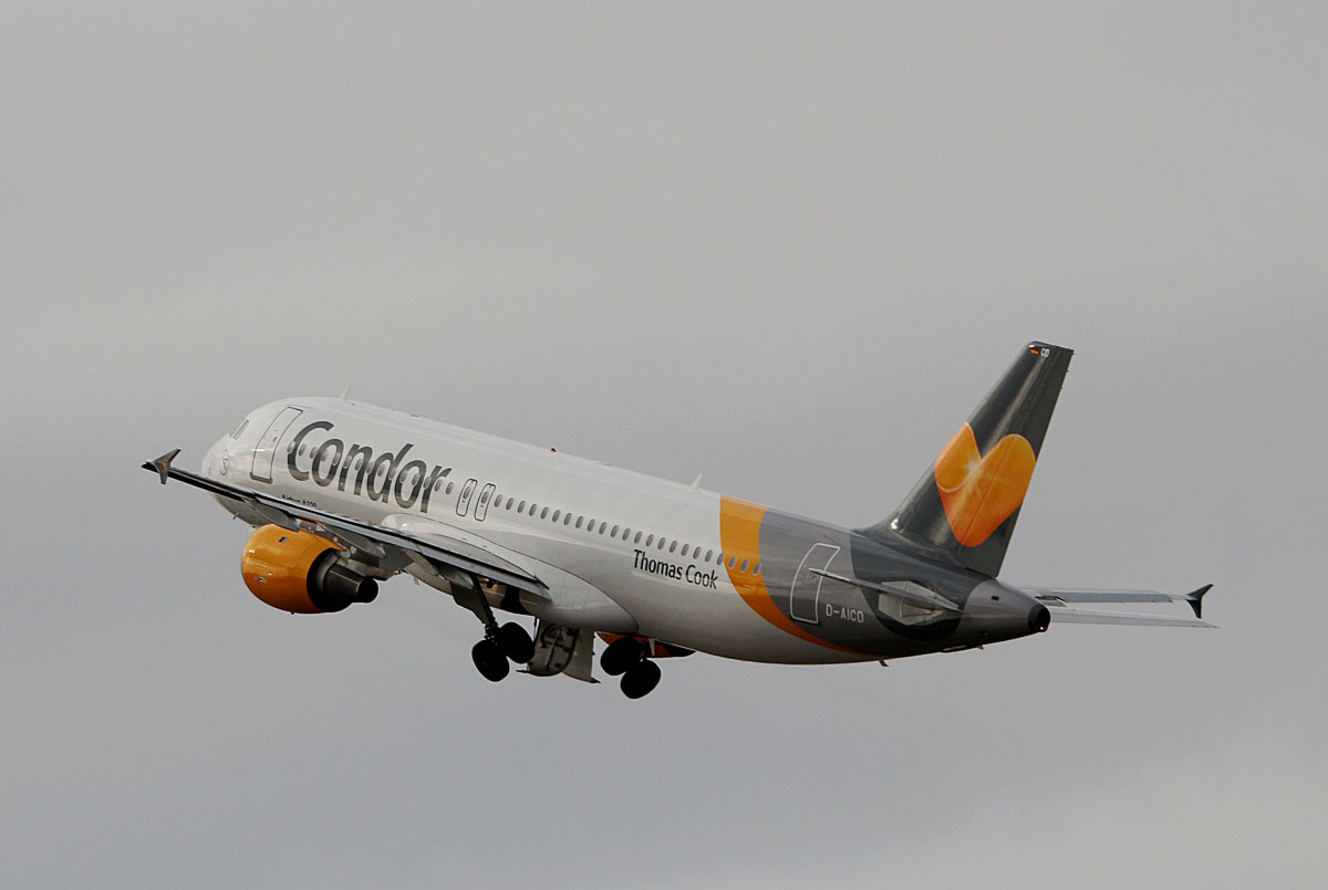 Condor, Airbus A 320-212, D-AICD, TXL, 16.03.2017