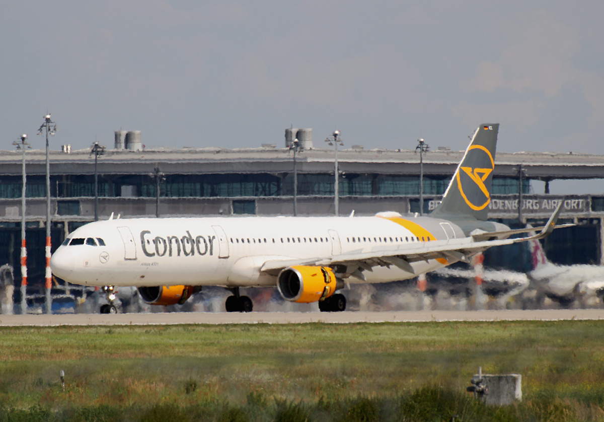 Condor, Airbus A 321-211, D-ATCC, BER, 06.08.2021