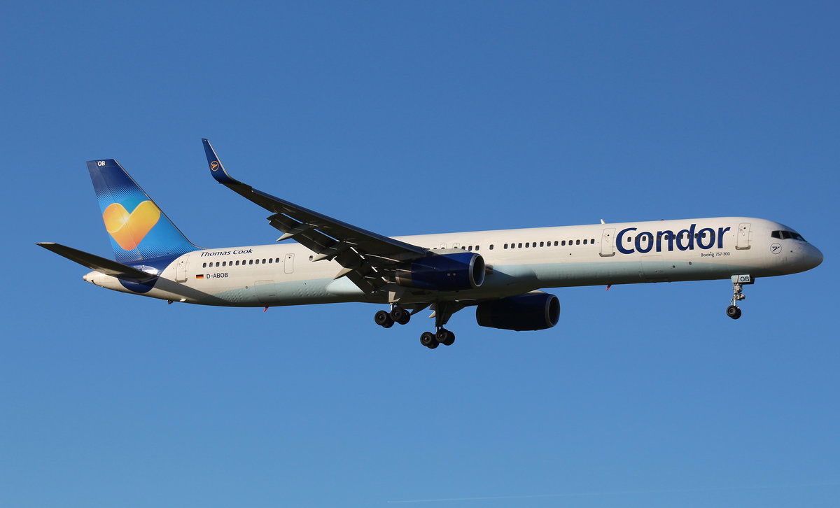 Condor, D-ABOB, (c/n 29017),Boeing 757-330(WL), 27.11.2016, HAM-EDDH, Hamburg, Germany 