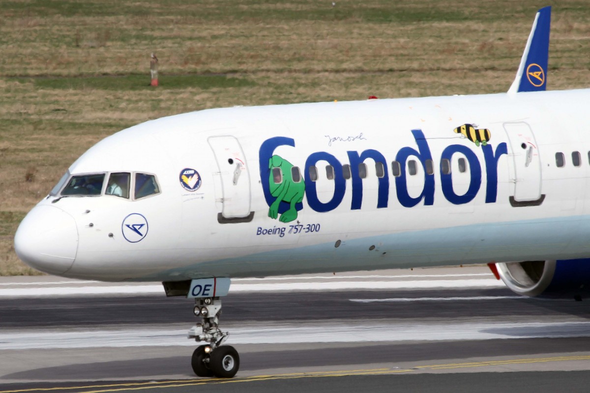 Condor, D-ABOE, Boeing, 757-330 wl (Bug/Nose ~ Janosch-St. & Misch-Lkrg.), 03.04.2015, DUS-EDDL, Düsseldorf, Germany
